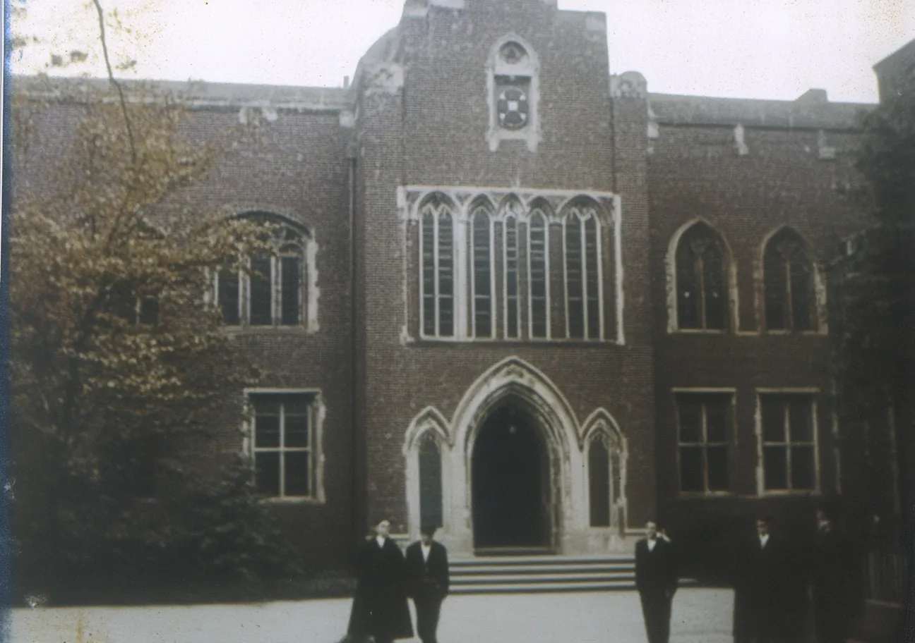 An_old_photograph_of_the_new_school_building_in_New_York_Cit, variant 0